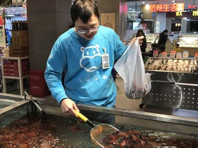 当小龙虾碰上了地球上最会吃的中国人…